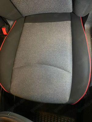 Professionelle Polsterreinigung Bild 7