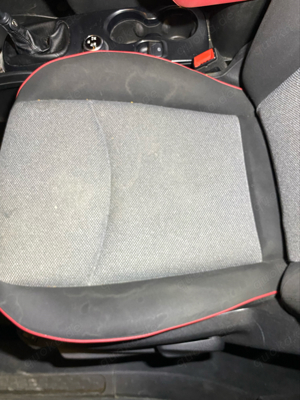 Professionelle Polsterreinigung Bild 6