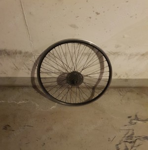 Verkaufe ein Paar Laufräder 28 Zoll Bild 2