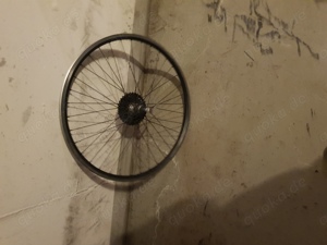 Verkaufe ein Paar Laufräder 28 Zoll Bild 3