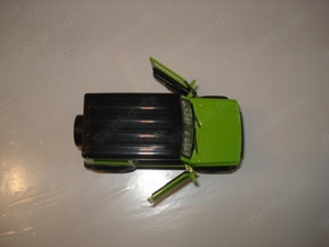 Suzuki Jimny 1:34 Welly Metall Modell neuwerig unbespielt OVP Bild 10