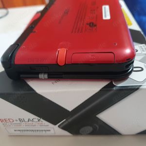 Nintendo 3DS XL-Konsole   Rot Schwarz.