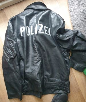 Suche Lederjacke Polizei SUCHE Jacke Polizei 44 , 46 , 48  M - L