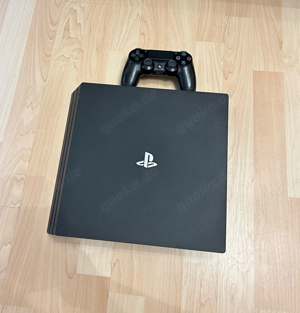 Playstation 4 pro 1TB mit Controller und Kabeln