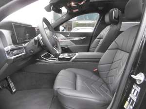 BMW i7 xDrive 60 M Sport Pro BW 4x Massage Exc. Lounge Bild 5