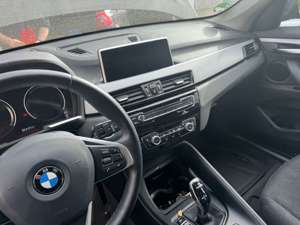 BMW X1 118d Advantage Bild 5
