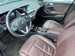 BMW 118 i Luxury Line Leder braun LED SHZ 2x PDC Navi Liv Bild 5