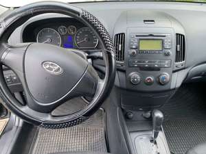 Hyundai i30 i30 1.6 CRDi Automatik Classic Bild 3