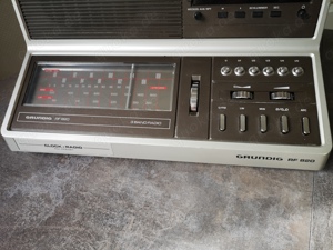 GRUNDIG RF820 Futuristischer 3-Band Radio Wecker aus 1982 Bild 3