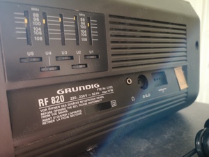 GRUNDIG RF820 Futuristischer 3-Band Radio Wecker aus 1982 Bild 6