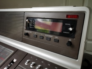 GRUNDIG RF820 Futuristischer 3-Band Radio Wecker aus 1982 Bild 5
