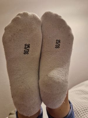 Getragene Socken dreckige Socken Strümpfe getragen ungewaschen Tangas Lingerie BH Sniff Unterwäsche  Bild 1