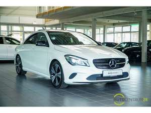 Mercedes-Benz CLA 180 Distronic Pano Night High-Perform-LED Ambiente Bild 4