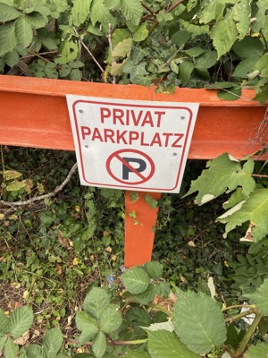 Parkplatz   Stellplatz für Wohnmobil   Pkw   Container