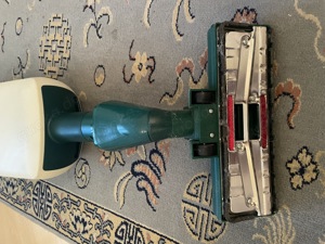 Vorwerk Kobold 121 neuwertig !  Bild 3