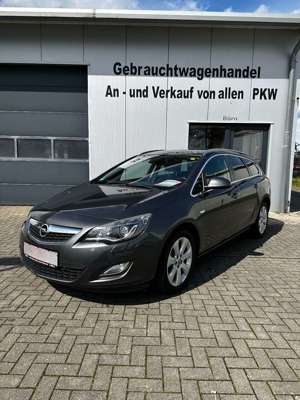 Opel Astra J Sports Tourer Innovation*AHK*NAVI*SHZ* Bild 1