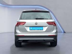 Volkswagen Tiguan 2.0TDI DSG Highline STANDHZ+AHK+ACC+LED+N Bild 4