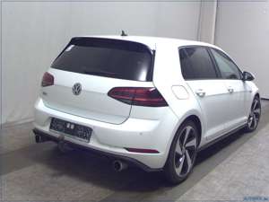 Volkswagen Golf 2.0 TSI GTI Performance Navi LED AID AHK Bild 4