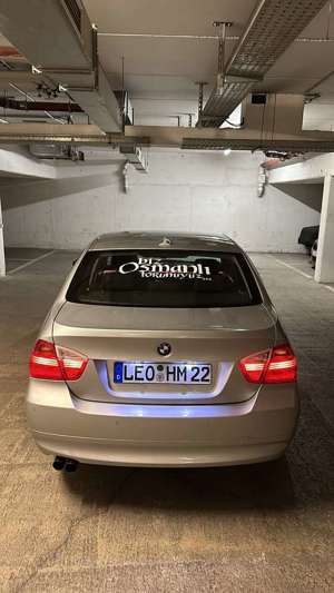 BMW 325 BMW E90 325i TOP Zustand !! Bild 4