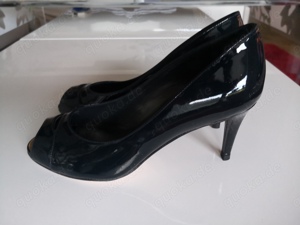 Stuart Weitzman Pumps Größe 38, Lack schwarz