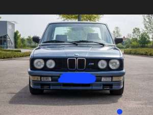 BMW 528 528i Bild 4