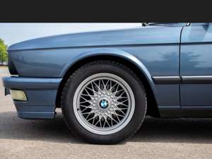 BMW 528 528i Bild 3