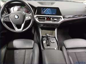 BMW 320 320dA Touring Adv. T-Leder Navi LC+ LED+ Ahk Bild 5