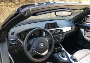 BMW 218 218i Cabrio Aut. Sport Line Bild 2