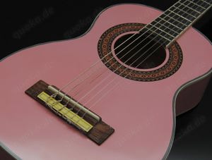 Akustik Konzert Kindergitarre in Rosa Pink für 4-7 Jahre mit Zubehörset: gepolsterte Gitarren....