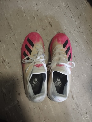 Adidas Fußball Schuhe mit Stollen 