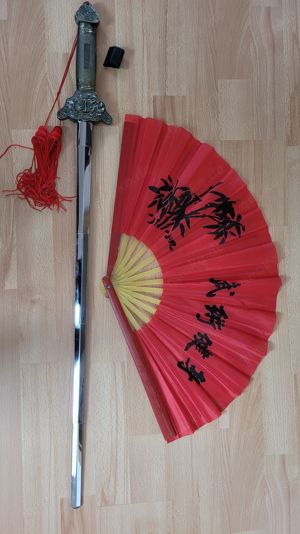 Verkaufe Tai Chi Fächer & Schwert