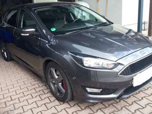 Ford Focus Focus 1.5 EcoBoost Start-Stopp-System Titanium Bild 2