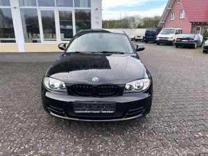 BMW 118 118d Bild 2