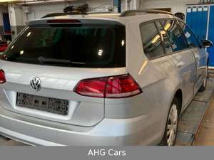 Volkswagen Golf Variant 1.6 TDI DSG*XENON*NAVI*AHK*1HAND* Bild 4