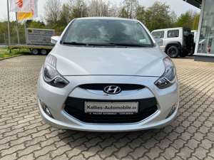 Hyundai iX20 1.6 KLIMA+ERSTBESITZ+AHK+TÜV-NEU Bild 2