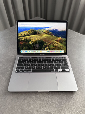 Leicht gebrauchtes MacBook Pro 13.3" Apple M1, 16GB RAM, 512GB SSD, Originalverpackung komplett