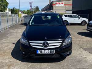 Mercedes-Benz B 180 B 180 (BlueEFFICIENCY) 7G-DCT