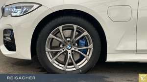 BMW 330 e A Tou M-Sport,el.Sitz+Mem,LCProf,HUD,Keyles Bild 3