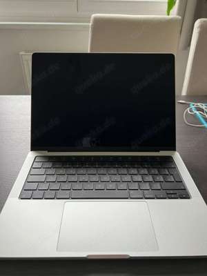 MacBook Pro 14 M2 Pro 16GB RAM 512GB SSD