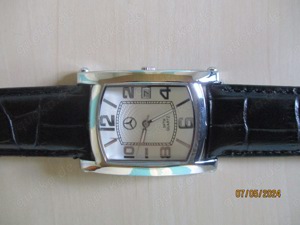 Mercedes-Benz Armbanduhr (neuwertig)  Bild 2