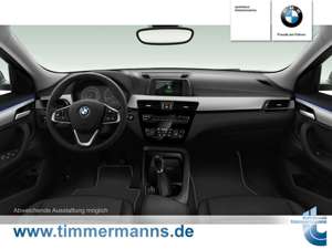BMW X2 sDrive18i Advantage Klima PDC Fahrschulwagen Bild 4