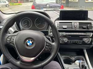BMW 120 120d Sport-Aut. Sport Line Bild 3