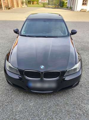 BMW 318 318i Bild 2