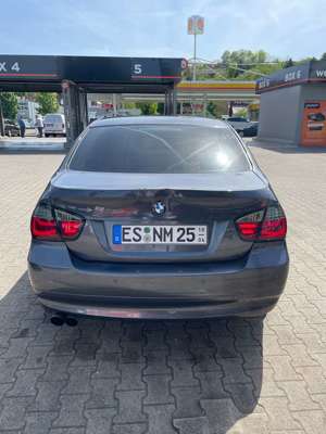 BMW 325 E90 325i Bild 4