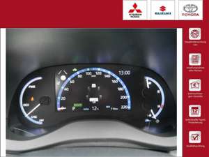 Toyota Yaris Cross Cross Hybrid 1.5 AWD-i Team Deutschland Bild 3