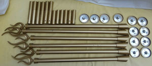 DL Gardinenstangen mit Halter + Endstücke 3x2 Stk goldfarb. 40 43 48 13,5 4-6  2 kurze Zeit benutzt 