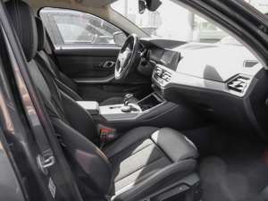 BMW 330 e Advantage Automatik Aut. Klimaaut. Bild 4