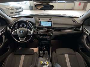 BMW X1 xDrive 20d Sport Line Aut/HUD/Panor/StGo/LED Bild 3