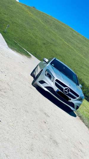 Mercedes-Benz CLA 180 Bild 2
