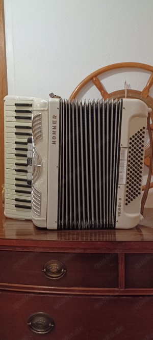 Hohner Verdi 2 Akkordeon